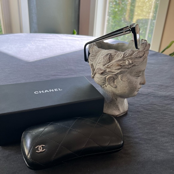Chanel Women's Glasses Italy with Case Box EUC Grey Black Logo Acetate 54-17 140 - Picture 6 of 16